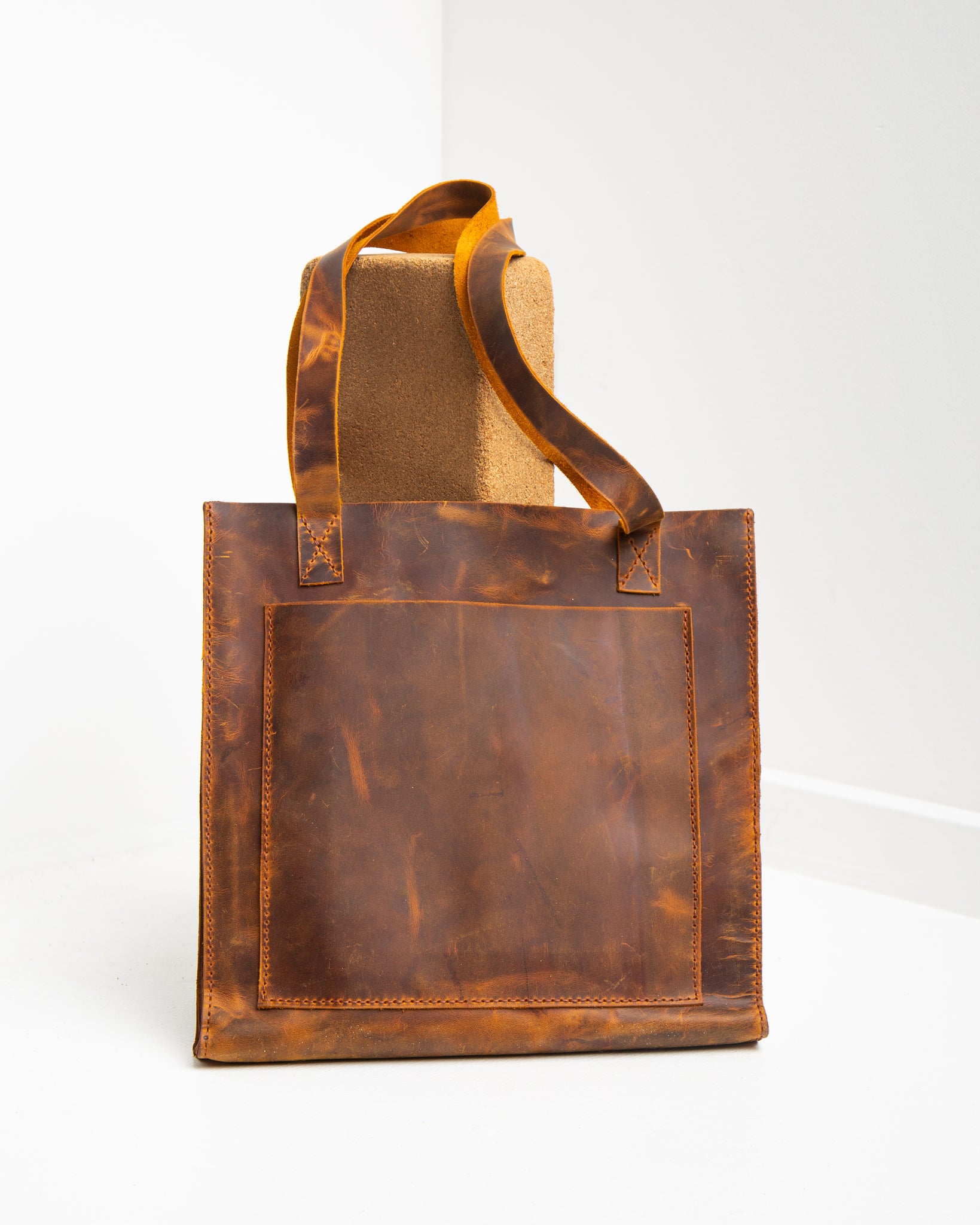 Amari Large Leather Bag