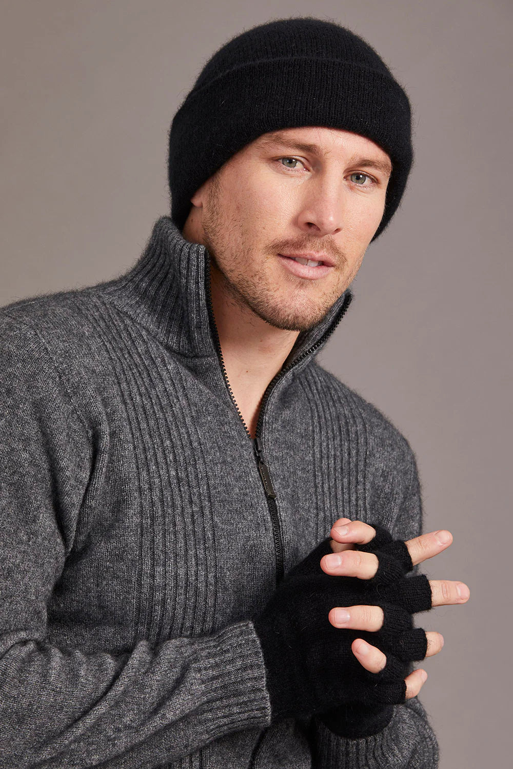 OPEN FINGER GLOVES – Zerya
